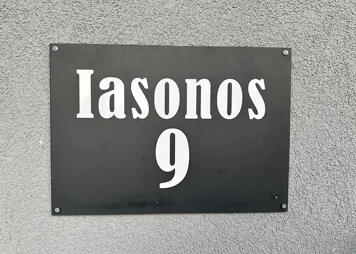 Iasonos 9 Luxury Apartments